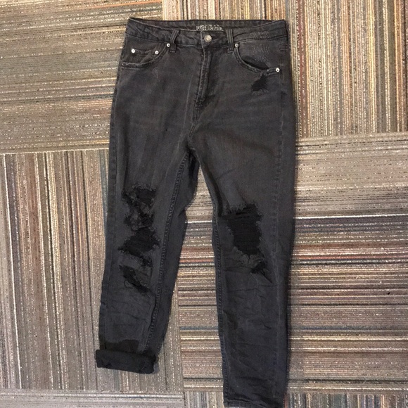 Ripped Black Mom Jeans - Picture 2 of 4